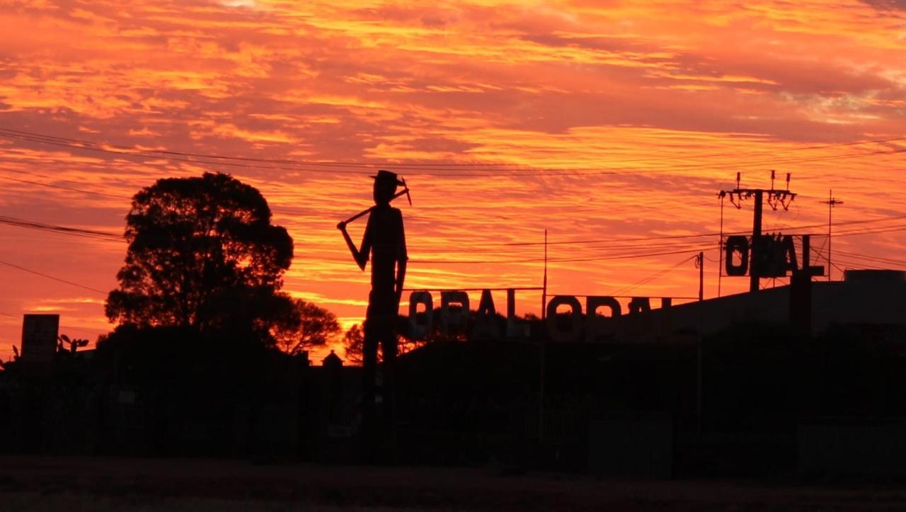 Ali's Underground Studio Coober Pedy Exterior foto