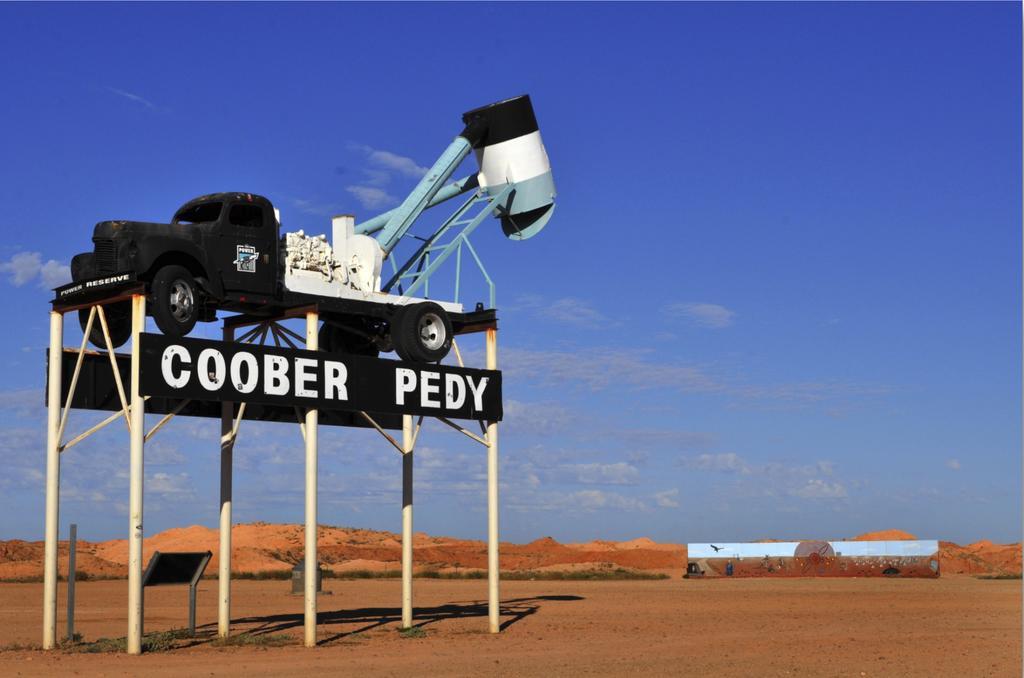 Ali's Underground Studio Coober Pedy Exterior foto