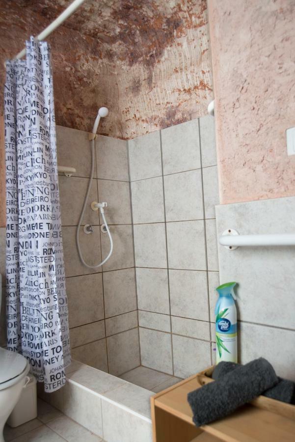Ali's Underground Studio Coober Pedy Exterior foto